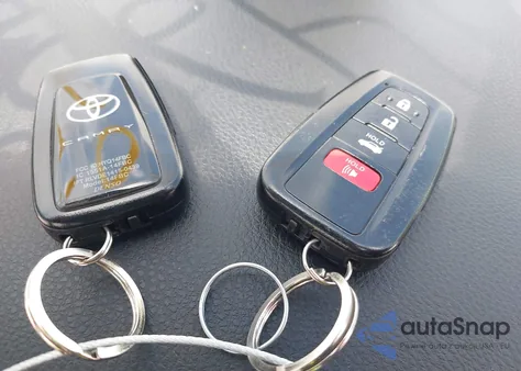 2018 Toyota Camry Se z USA, uszkodzony, nr VIN 4T1B11HK0JU630799